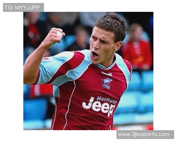 揭秘34足球明星的真实身份与辉煌成就背后的故事